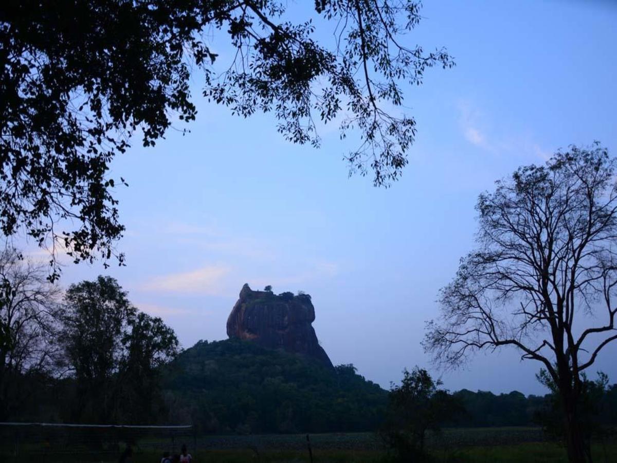 Castle Rock Sigiriya Hotel Kibissa Luaran gambar
